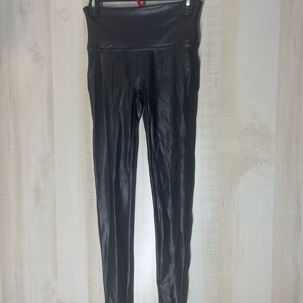 Spanx faux black leather leggings, size medium‎ - Picture 6 of 16